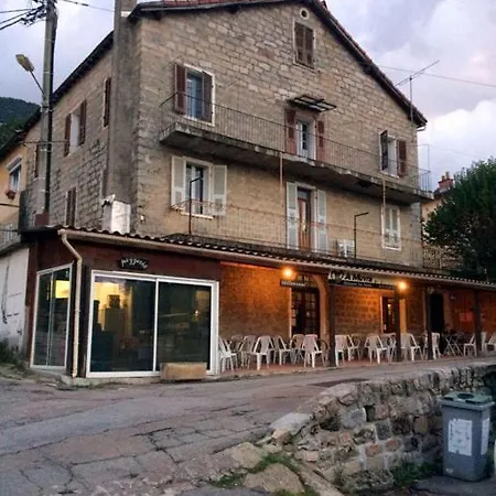 95m2 Au Calme A 25mn Ajaccio, Plages, Linge Inclus Parking Ok 아파트 Ucciani