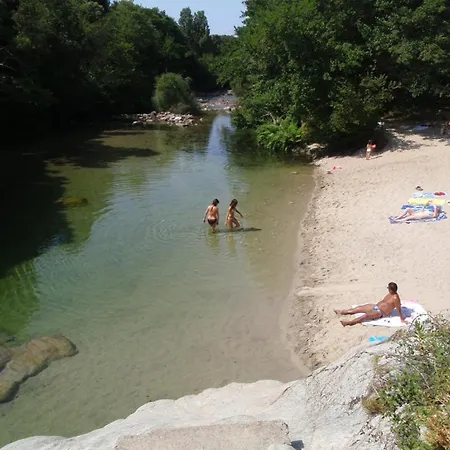 아파트 95m2 Au Calme A 25mn Ajaccio, Plages, Linge Inclus Parking Ok *